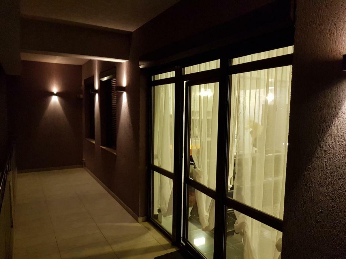 Apartament Mamaia Sat นาโวดาริ ภายนอก รูปภาพ